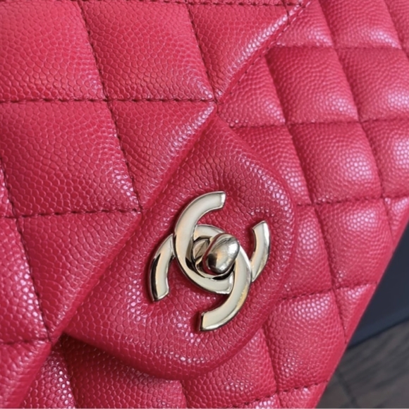 CHANEL SMALL CLASSIC DOUBLE FLAP - Picture 2 of 10